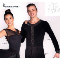 Haut homme danse patinage